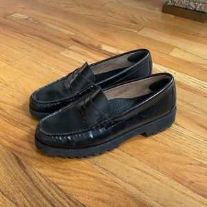 G.H. Bass Weetjuns Loafer (Lug sole)
